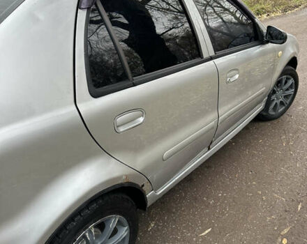 Серый Джили МР, объемом двигателя 1.5 л и пробегом 205 тыс. км за 550 $, фото 3 на Automoto.ua