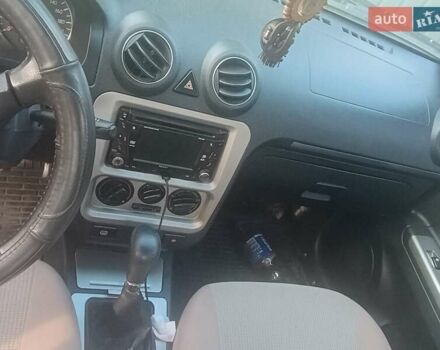 Сірий Джилі МР, об'ємом двигуна 1.5 л та пробігом 77 тис. км за 2350 $, фото 6 на Automoto.ua