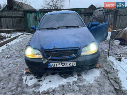 Синий Джили МР, объемом двигателя 1.5 л и пробегом 300 тыс. км за 921 $, фото 1 на Automoto.ua