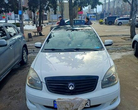 Белый Джили Мапл, объемом двигателя 1.8 л и пробегом 186 тыс. км за 3499 $, фото 3 на Automoto.ua