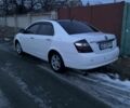 Белый Джили Мапл, объемом двигателя 1.8 л и пробегом 1000 тыс. км за 2800 $, фото 1 на Automoto.ua
