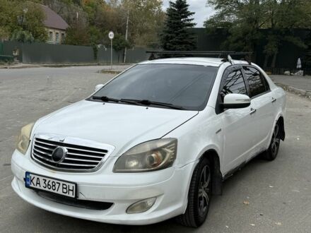 Джили Мапл 2011 в Киеве на Automoto.ua Белый Джили Мапл, объемом двигателя 1.8 л и пробегом 267 тыс. км за 1550 $, фото 1 на Automoto.ua