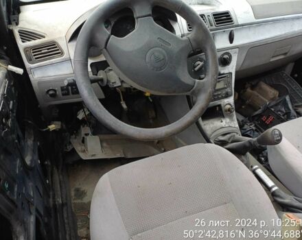 Черный Джили Мапл, объемом двигателя 0 л и пробегом 1000 тыс. км за 728 $, фото 7 на Automoto.ua