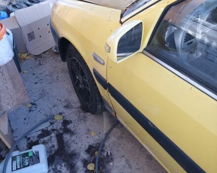 Желтый Джили Мапл, объемом двигателя 1.8 л и пробегом 100 тыс. км за 953 $, фото 6 на Automoto.ua