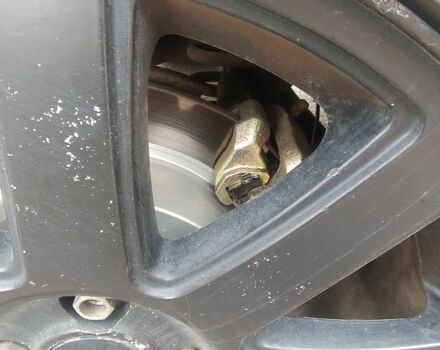 Сірий Джилі Мапл, об'ємом двигуна 1.8 л та пробігом 168 тис. км за 3900 $, фото 4 на Automoto.ua