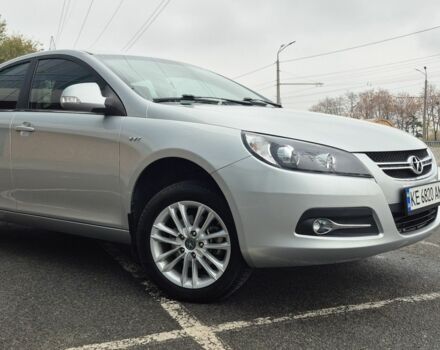 Серый Джили Мапл, объемом двигателя 1.5 л и пробегом 35 тыс. км за 6500 $, фото 1 на Automoto.ua