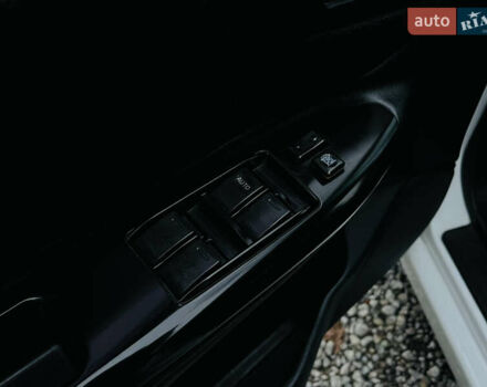 Білий Джилі СЛ, об'ємом двигуна 1.79 л та пробігом 184 тис. км за 3400 $, фото 11 на Automoto.ua