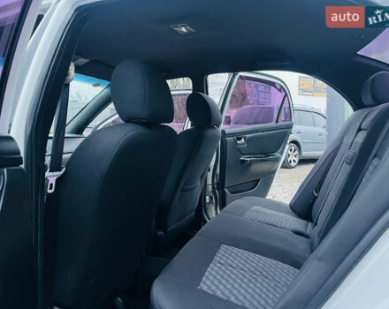 Білий Джилі СЛ, об'ємом двигуна 1.79 л та пробігом 184 тис. км за 3400 $, фото 12 на Automoto.ua