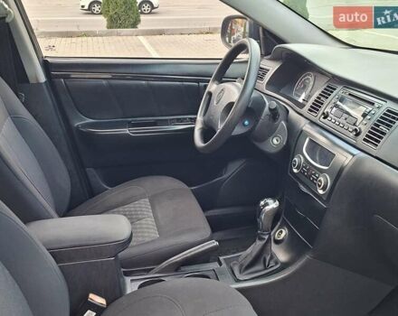 Джилі СЛ 2012 у Тернополі на Automoto.ua Чорний Джилі СЛ, об'ємом двигуна 1.79 л та пробігом 107 тис. км за 3900 $, фото 18 на Automoto.ua