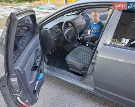 Сірий Джилі СЛ, об'ємом двигуна 1.79 л та пробігом 173 тис. км за 3989 $, фото 11 на Automoto.ua