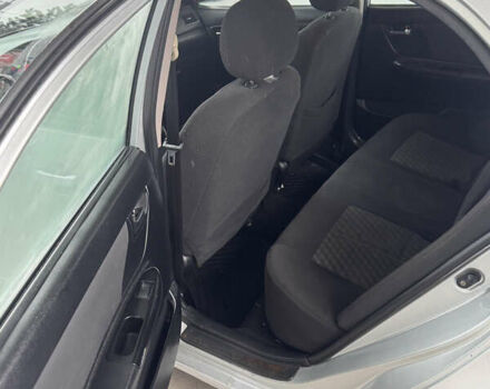 Серый Джили СЛ, объемом двигателя 1.8 л и пробегом 147 тыс. км за 2200 $, фото 4 на Automoto.ua