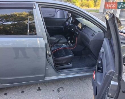 Сірий Джилі СЛ, об'ємом двигуна 1.79 л та пробігом 173 тис. км за 3989 $, фото 8 на Automoto.ua