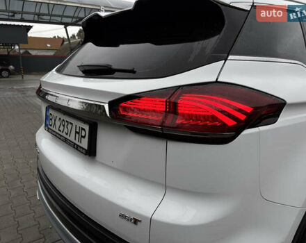 Джилі Atlas Pro 2022 у Полонном на Automoto.ua Білий Джилі Atlas Pro, об'ємом двигуна 1.48 л та пробігом 35 тис. км за 17000 $, фото 3 на Automoto.ua