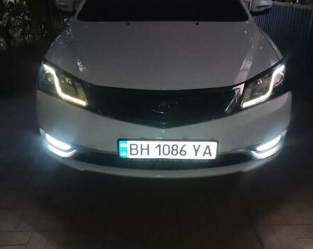 Белый Джили Emgrand EV253, объемом двигателя 0 л и пробегом 105 тыс. км за 8200 $, фото 1 на Automoto.ua