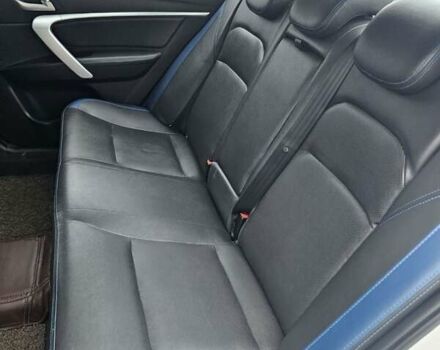 Белый Джили Emgrand EV253, объемом двигателя 0 л и пробегом 132 тыс. км за 9500 $, фото 8 на Automoto.ua