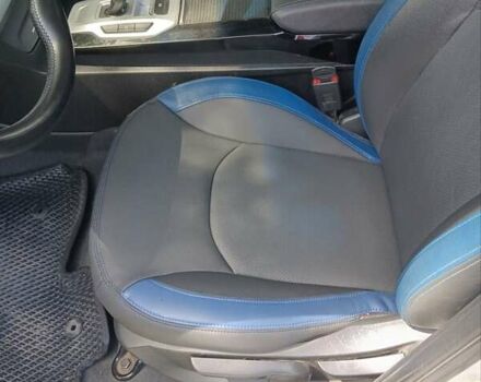 Белый Джили Emgrand EV253, объемом двигателя 0 л и пробегом 107 тыс. км за 10600 $, фото 9 на Automoto.ua