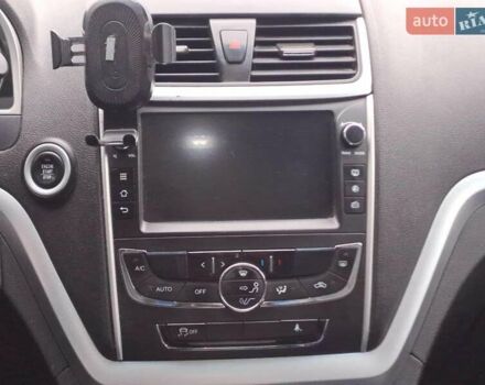 Белый Джили Emgrand EV253, объемом двигателя 0 л и пробегом 160 тыс. км за 10790 $, фото 9 на Automoto.ua