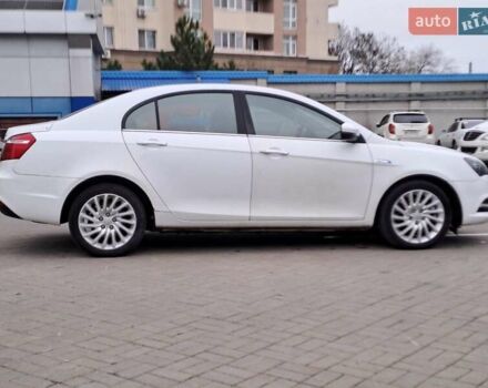 Белый Джили Emgrand EV253, объемом двигателя 0 л и пробегом 160 тыс. км за 10790 $, фото 3 на Automoto.ua