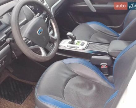 Белый Джили Emgrand EV253, объемом двигателя 0 л и пробегом 160 тыс. км за 10790 $, фото 16 на Automoto.ua