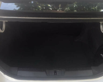 Белый Джили Emgrand EV300, объемом двигателя 0 л и пробегом 160 тыс. км за 10500 $, фото 6 на Automoto.ua