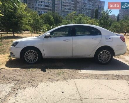 Белый Джили Emgrand EV300, объемом двигателя 0 л и пробегом 190 тыс. км за 8500 $, фото 5 на Automoto.ua