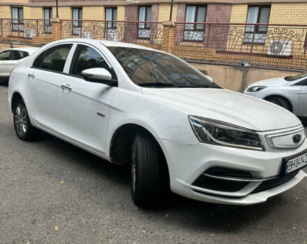 Белый Джили Emgrand EV350, объемом двигателя 0 л и пробегом 85 тыс. км за 10699 $, фото 3 на Automoto.ua