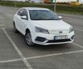 Білий Джилі Emgrand EV350, об'ємом двигуна 0 л та пробігом 165 тис. км за 11000 $, фото 1 на Automoto.ua
