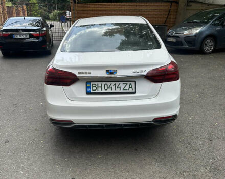 Белый Джили Emgrand EV350, объемом двигателя 0 л и пробегом 85 тыс. км за 10699 $, фото 5 на Automoto.ua