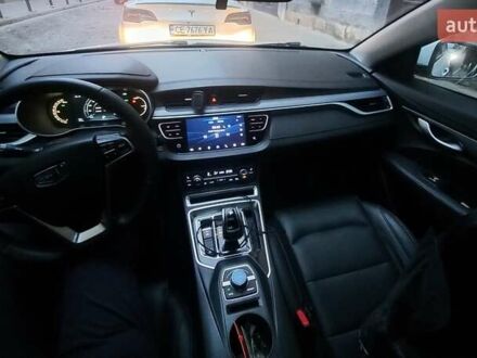 Белый Джили Emgrand EV350, объемом двигателя 0 л и пробегом 131 тыс. км за 13300 $, фото 1 на Automoto.ua