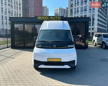 Белый Джили Farizon V6E, объемом двигателя 0 л и пробегом 1 тыс. км за 46300 $, фото 1 на Automoto.ua