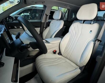 Джилі Galaxy E5 2025 у Одесі на Automoto.ua Сірий Джилі Galaxy E5, об'ємом двигуна 0 л та пробігом 1 тис. км за 25400 $, фото 13 на Automoto.ua