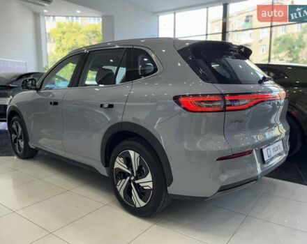 Джилі Galaxy E5 2025 у Одесі на Automoto.ua Сірий Джилі Galaxy E5, об'ємом двигуна 0 л та пробігом 1 тис. км за 25400 $, фото 5 на Automoto.ua