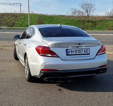 Сірий Генезис G70, об'ємом двигуна 2.2 л та пробігом 153 тис. км за 20500 $, фото 10 на Automoto.ua