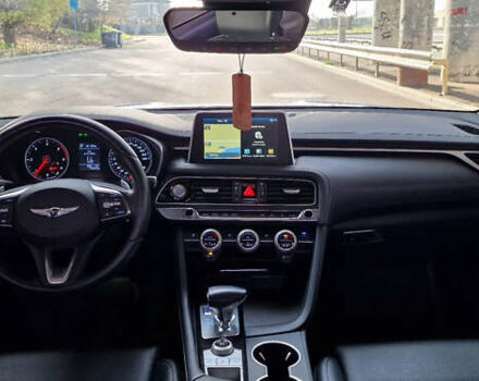 Сірий Генезис G70, об'ємом двигуна 2.2 л та пробігом 153 тис. км за 20500 $, фото 15 на Automoto.ua