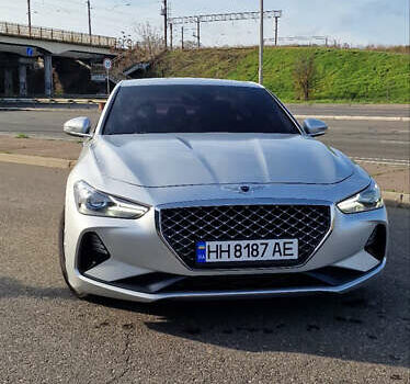 Сірий Генезис G70, об'ємом двигуна 2.2 л та пробігом 153 тис. км за 20500 $, фото 8 на Automoto.ua