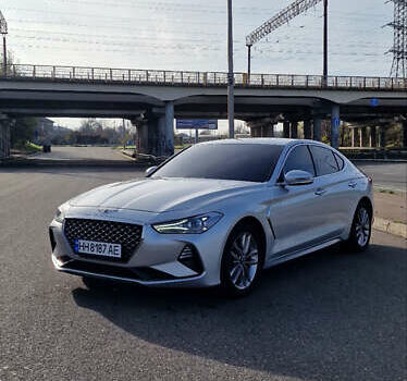 Сірий Генезис G70, об'ємом двигуна 2.2 л та пробігом 153 тис. км за 20500 $, фото 5 на Automoto.ua