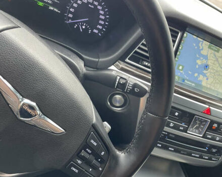 Черный Генезис G80, объемом двигателя 3.34 л и пробегом 289 тыс. км за 15900 $, фото 31 на Automoto.ua