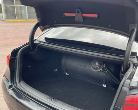 Черный Генезис G80, объемом двигателя 3.34 л и пробегом 289 тыс. км за 15900 $, фото 21 на Automoto.ua