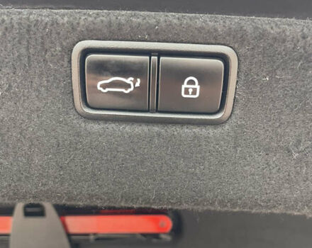 Черный Генезис G80, объемом двигателя 3.34 л и пробегом 289 тыс. км за 15900 $, фото 23 на Automoto.ua