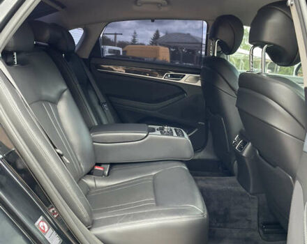 Черный Генезис G80, объемом двигателя 3.34 л и пробегом 289 тыс. км за 15900 $, фото 18 на Automoto.ua