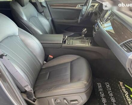 Генезис G80, объемом двигателя 3.8 л и пробегом 89 тыс. км за 24500 $, фото 13 на Automoto.ua