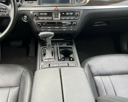 Генезис G80, об'ємом двигуна 3.78 л та пробігом 58 тис. км за 28000 $, фото 10 на Automoto.ua