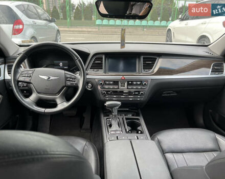 Генезис G80, об'ємом двигуна 3.78 л та пробігом 58 тис. км за 28000 $, фото 9 на Automoto.ua
