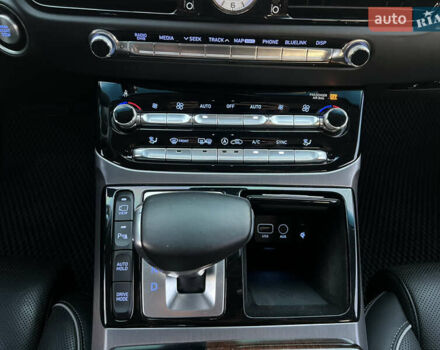 Белый Генезис G90, объемом двигателя 5.04 л и пробегом 177 тыс. км за 34900 $, фото 34 на Automoto.ua