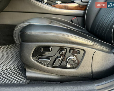 Белый Генезис G90, объемом двигателя 5.04 л и пробегом 177 тыс. км за 34900 $, фото 26 на Automoto.ua