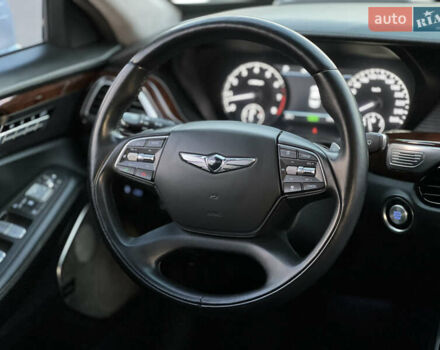 Белый Генезис G90, объемом двигателя 5.04 л и пробегом 177 тыс. км за 34900 $, фото 31 на Automoto.ua