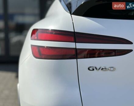 Белый Генезис GV60, объемом двигателя 0 л и пробегом 31 тыс. км за 32400 $, фото 15 на Automoto.ua