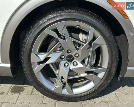 Белый Генезис GV60, объемом двигателя 0 л и пробегом 31 тыс. км за 32400 $, фото 8 на Automoto.ua