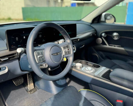 Белый Генезис GV60, объемом двигателя 0 л и пробегом 23 тыс. км за 33800 $, фото 8 на Automoto.ua