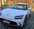 Белый Генезис GV60, объемом двигателя 0 л и пробегом 1 тыс. км за 29900 $, фото 1 на Automoto.ua